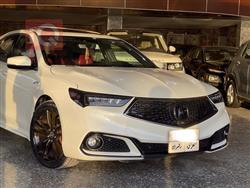 أكورا TLX